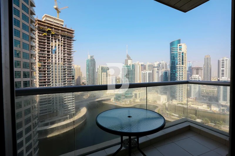 1 BHK Fully Furnished | Marina Canal View | Chiller Free