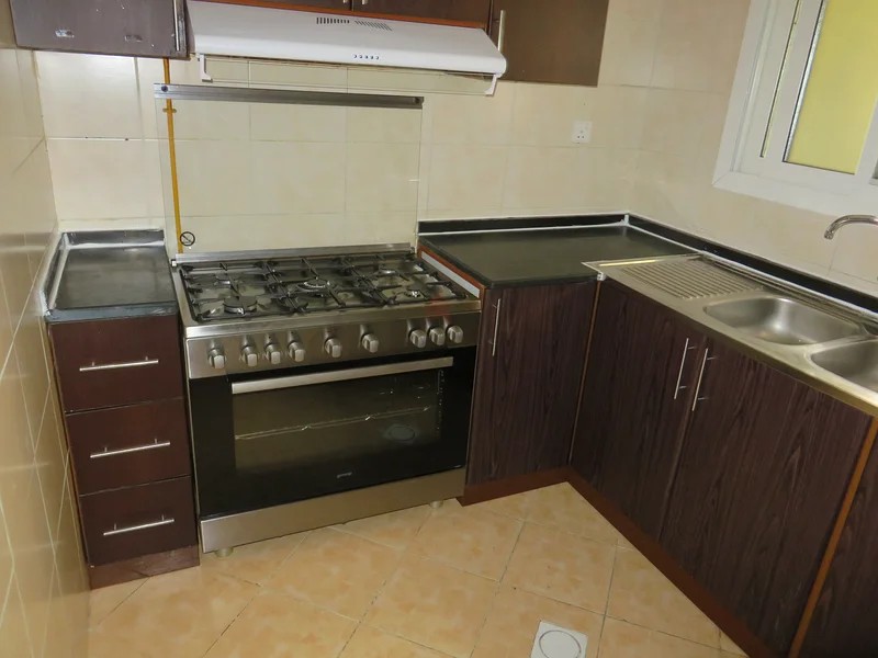 Sungle Bedspace in Al Nahda in master room
