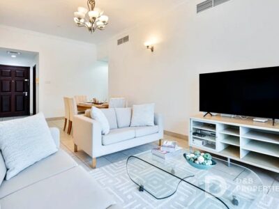 1 BR Apt Marina View | Large Balcony | Bright and Spacious