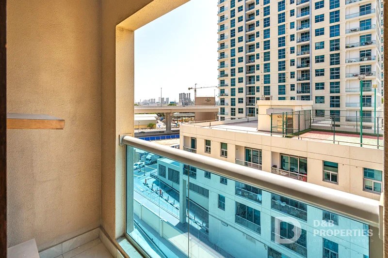 1 BR Apt Marina View | Large Balcony | Bright and Spacious