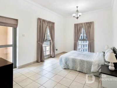 1 BR Apt Marina View | Large Balcony | Bright and Spacious