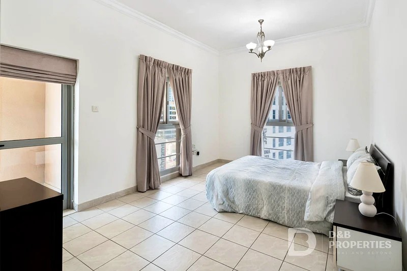 1 BR Apt Marina View | Large Balcony | Bright and Spacious
