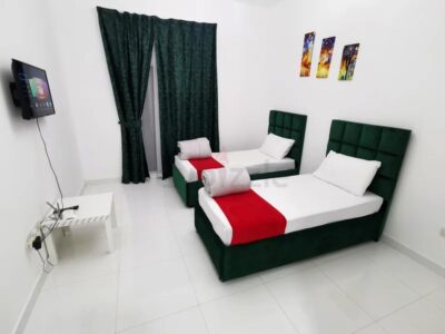 Master ROOM in warsan 4 international City