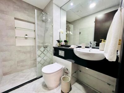 Master ROOM in warsan 4 international City