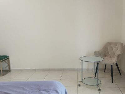 Ensuite Master Bedroom | Full Attached Bathroom | Private Balcony| 6-Door Wardrobe| Microwave Oven | Hot Water Kettle | Free WiFi | All Bills Included