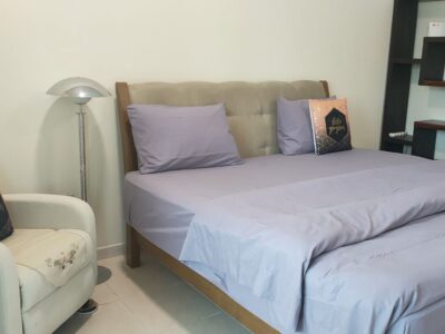 Ensuite Master Bedroom | Full Attached Bathroom | Private Balcony| 6-Door Wardrobe| Microwave Oven | Hot Water Kettle | Free WiFi | All Bills Included
