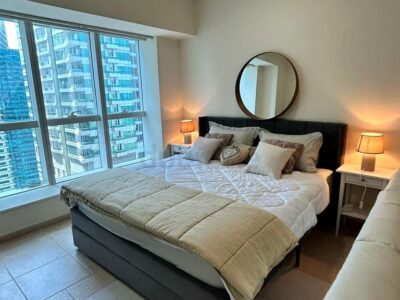 Luxury master bedroom room marina