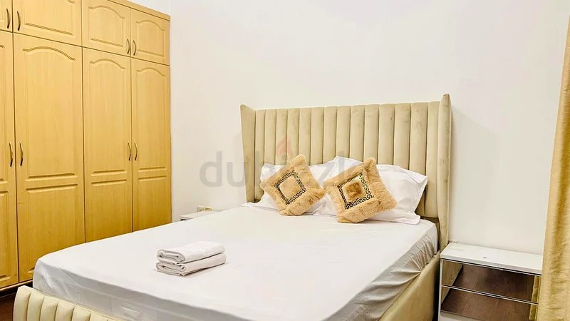 Private Room in dubai marina Ready To Move