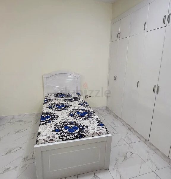 Bedspace for female in mankhol Behind speinney