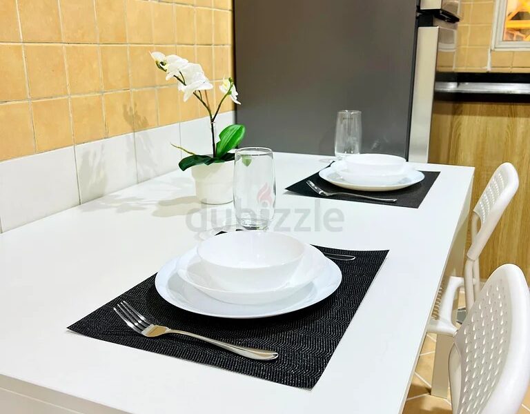 Female Apartment | Professionals Tenants | Near Metro