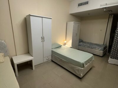 Bedspace in Master room with attached bathroom in JVC @ 1500