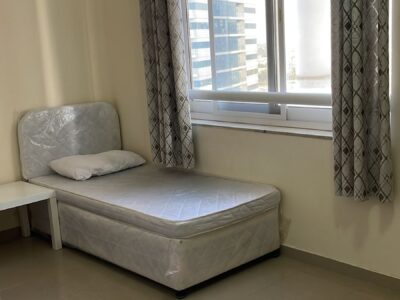 Bedspace in Master room with attached bathroom in JVC @ 1500